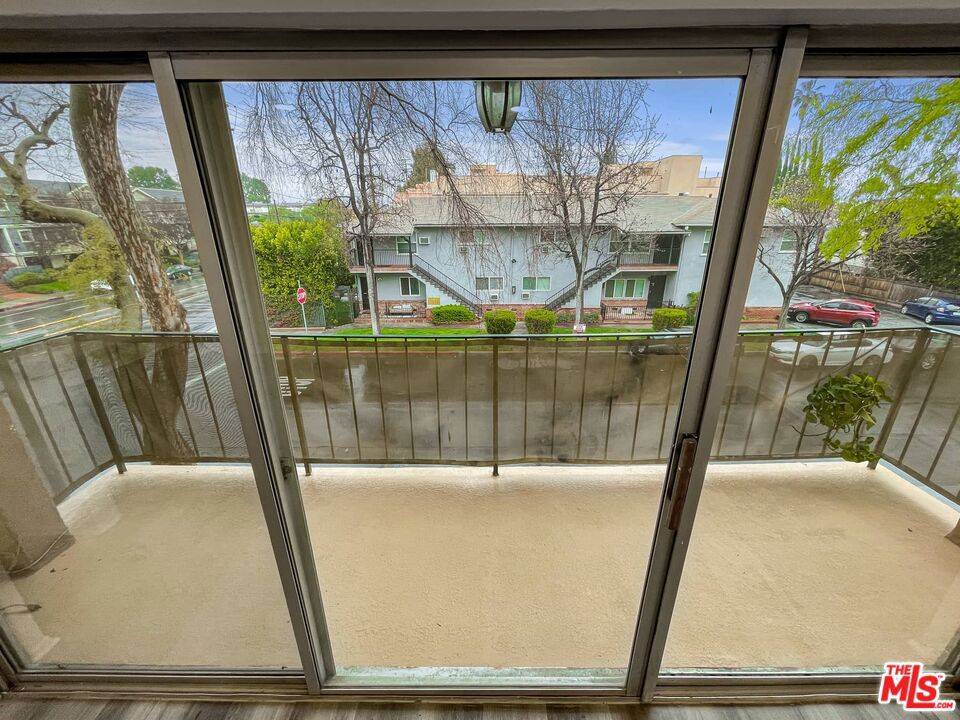Sherman Oaks, CA 91403,14850 Hesby ST #203