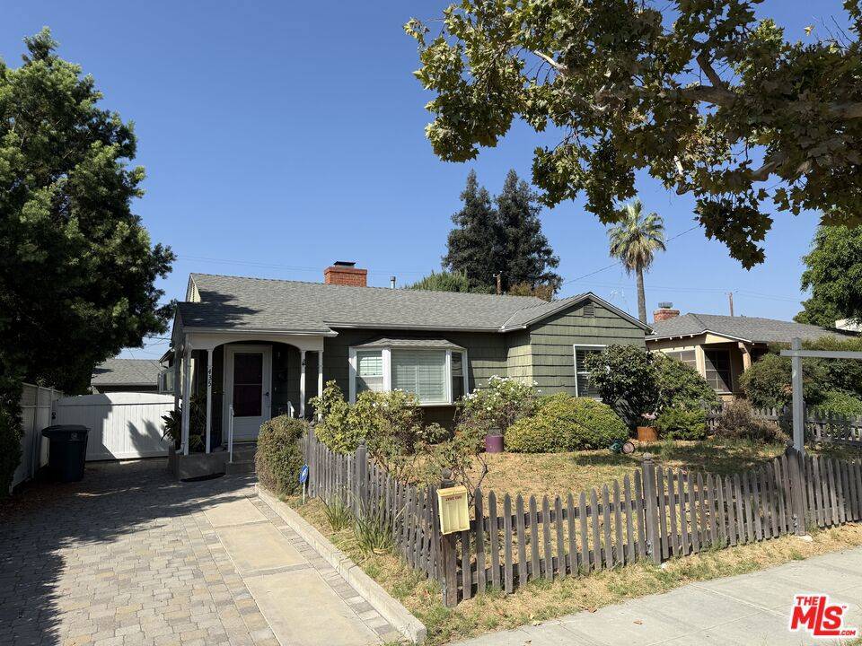 Burbank, CA 91506,435 S Mariposa ST