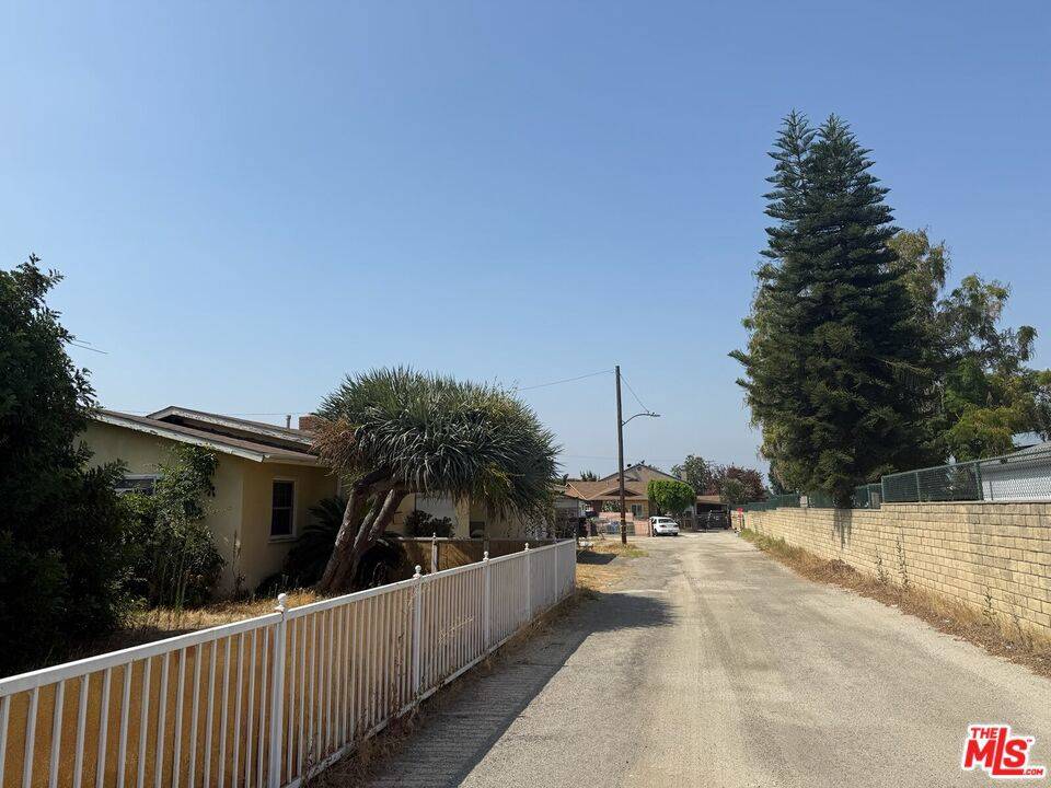 Covina, CA 91722,4455 N Lark Ellen LN