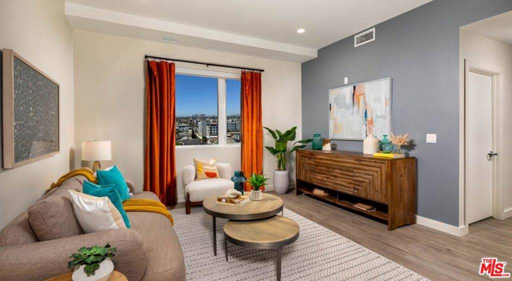 Culver City, CA 90232,10375 W Washington BLVD #406