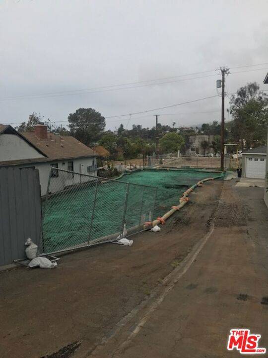 Pacific Palisades, CA 90272,851 Haverford AVE