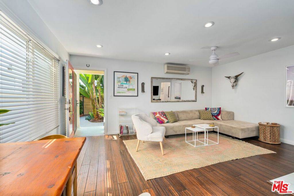 Marina Del Rey, CA 90292,3812 Pacific AVE #2
