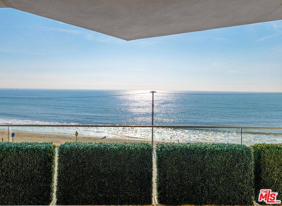 Pacific Palisades, CA 90272,17816 Porto Marina Way