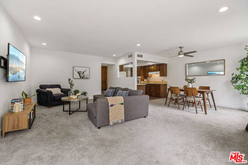 Culver City, CA 90230,5870 Green Valley CIR #327