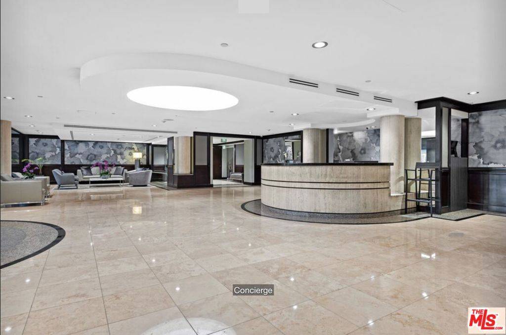 Beverly Hills, CA 90211,200 N Swall DR #307