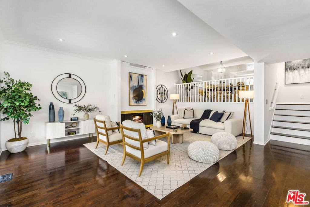 Marina Del Rey, CA 90292,4780 La Villa Marina #H