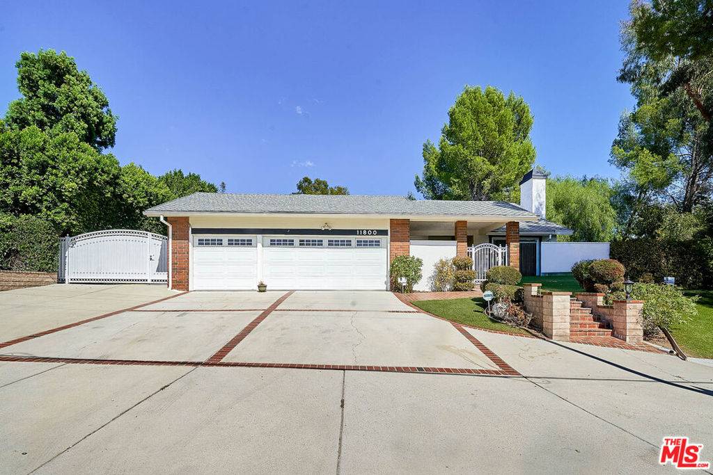 Granada Hills, CA 91344,11800 Zelzah AVE