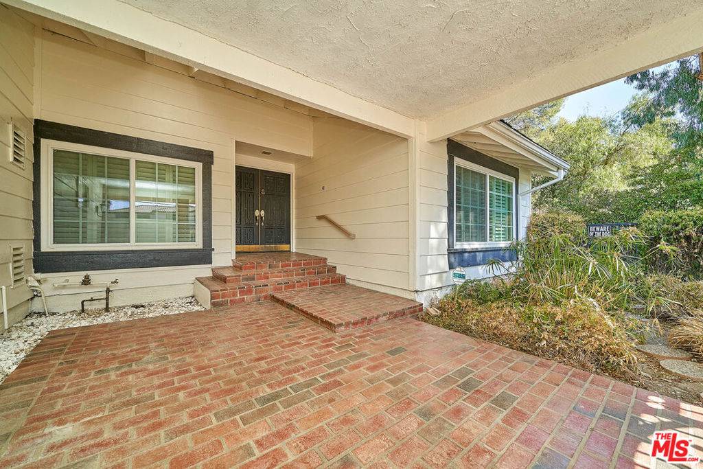 Granada Hills, CA 91344,11800 Zelzah AVE