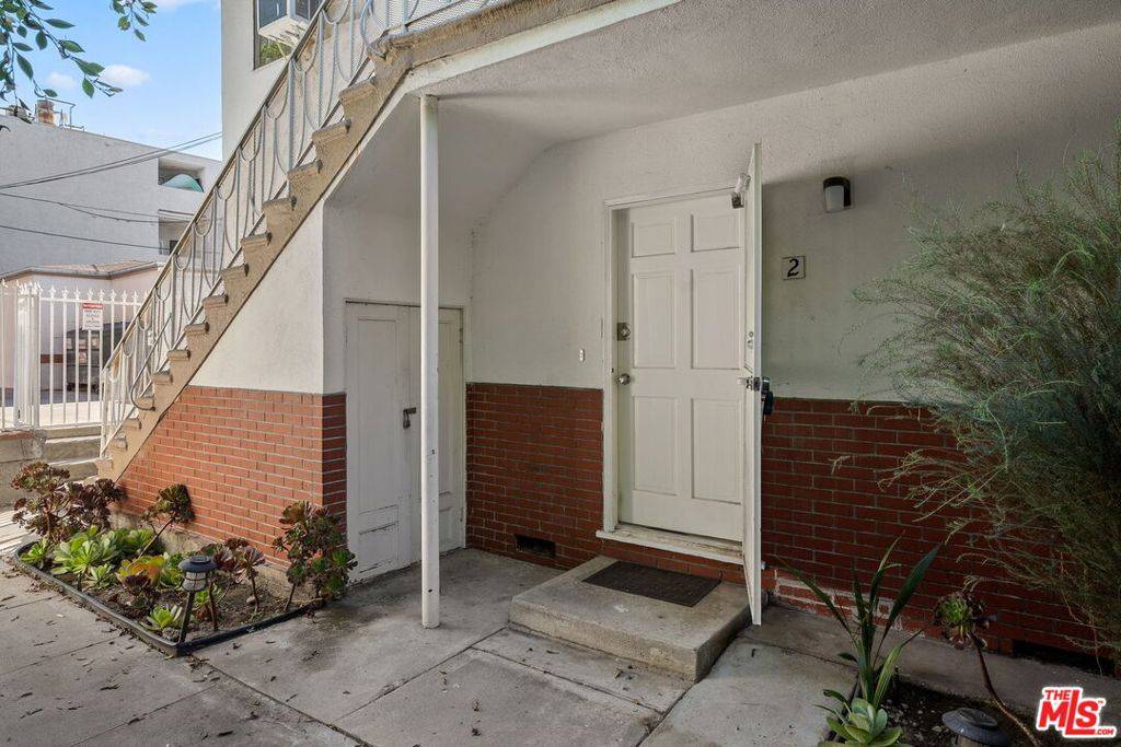 Glendale, CA 91207,414 E Dryden ST #Unit 2
