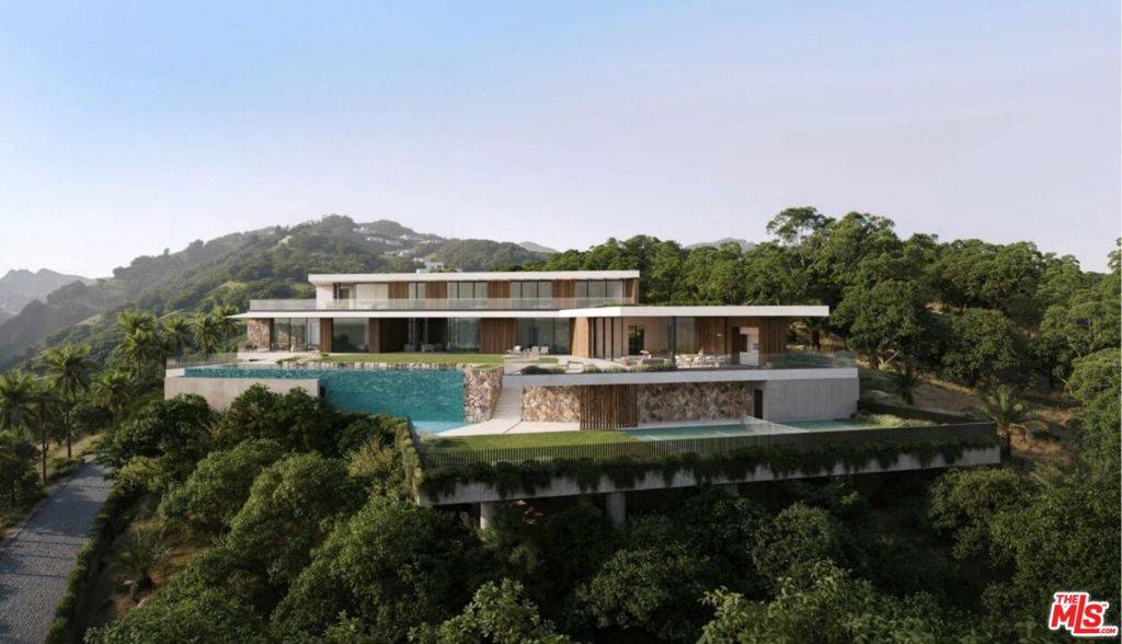 Pacific Palisades, CA 90272,750 N Via Santa Ynez