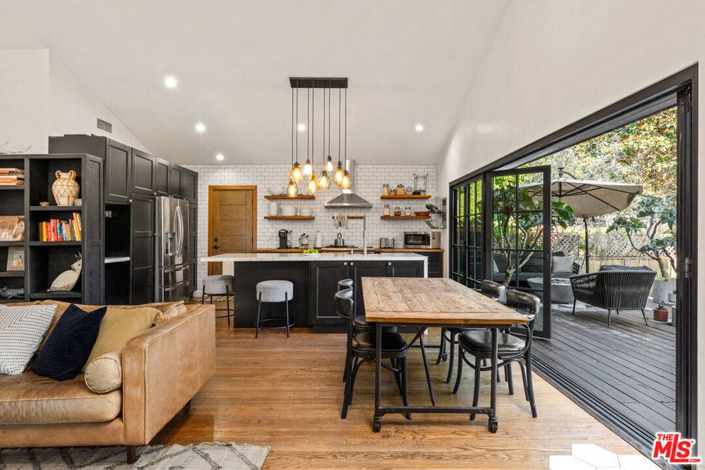 Venice, CA 90291,547 28th AVE