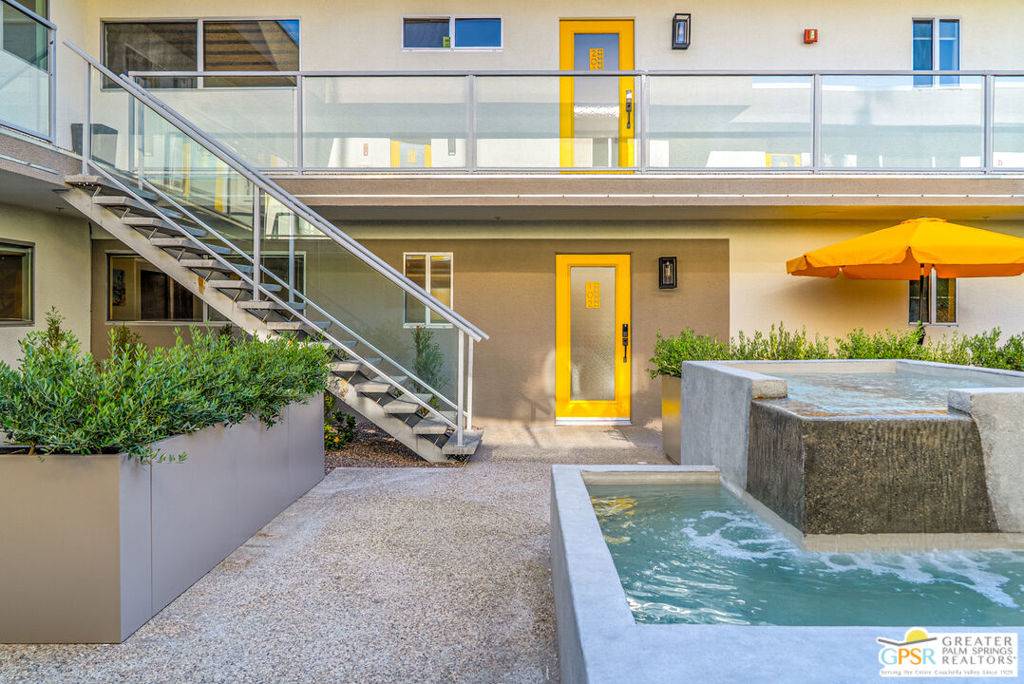 Palm Springs, CA 92264,588 E San Lorenzo RD #102