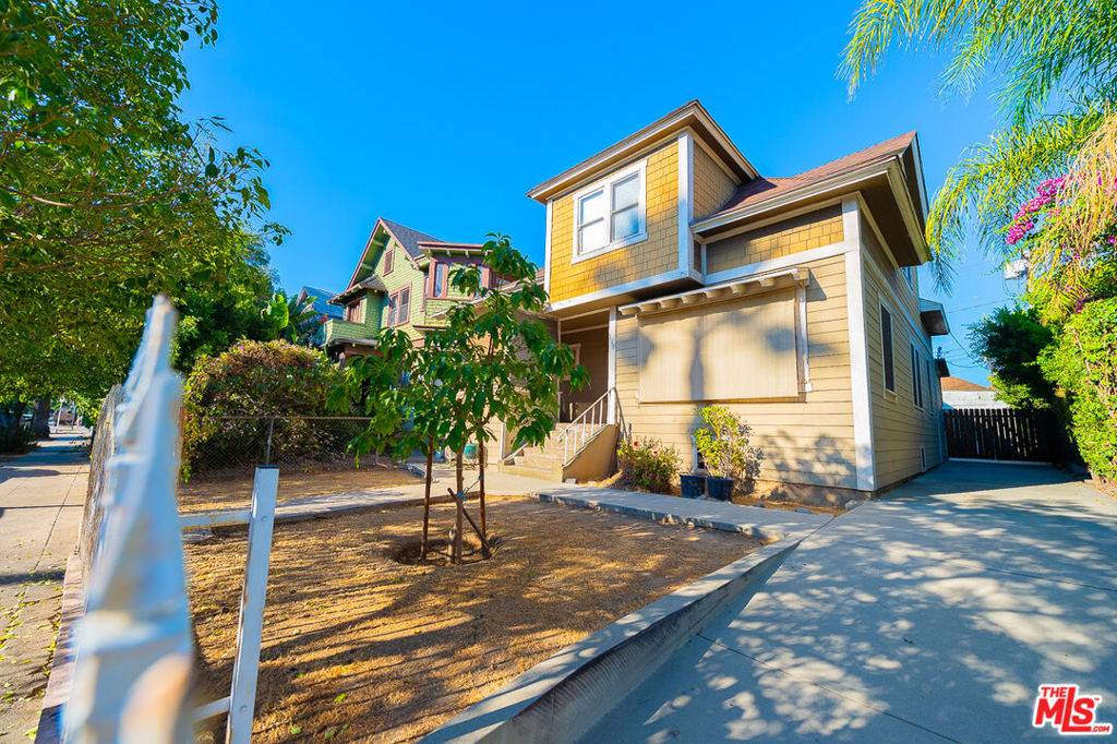 Los Angeles, CA 90042,115 N Avenue 52
