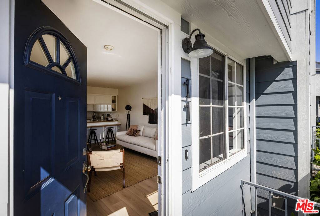 La Crescenta, CA 91214,4530 Ramsdell AVE #11