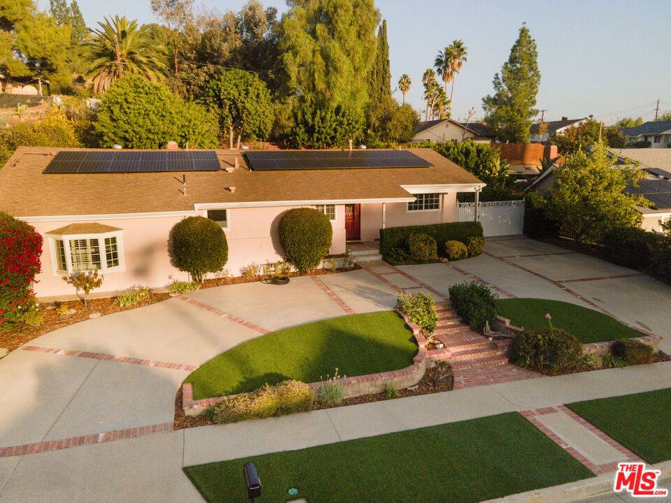 West Hills, CA 91304,8510 N Capistrano AVE