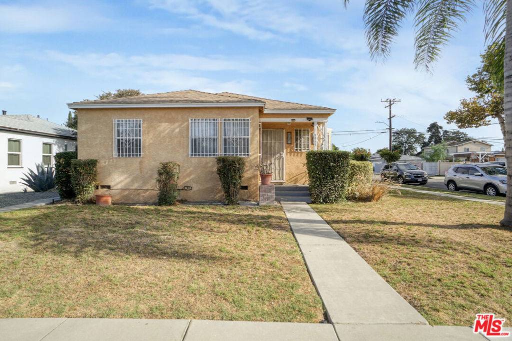 Lynwood, CA 90262,3955 Agnes AVE