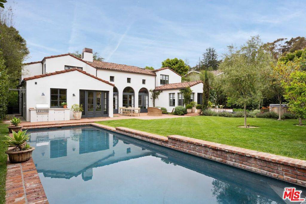 Pacific Palisades, CA 90272,765 Ranch LN