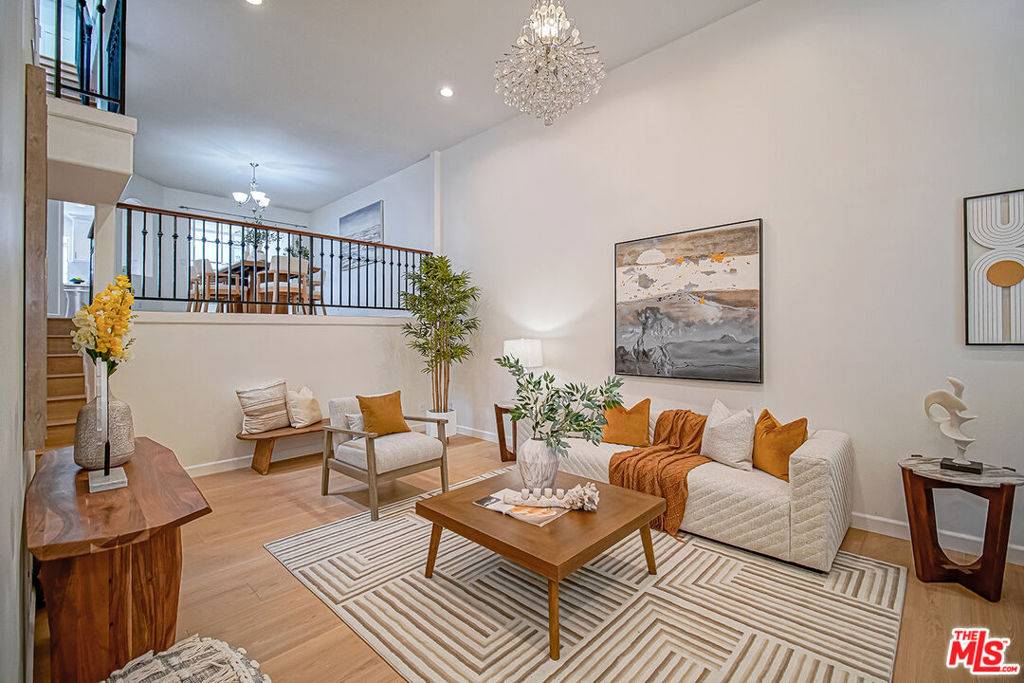 Los Angeles, CA 90064,2950 S Bentley AVE #3