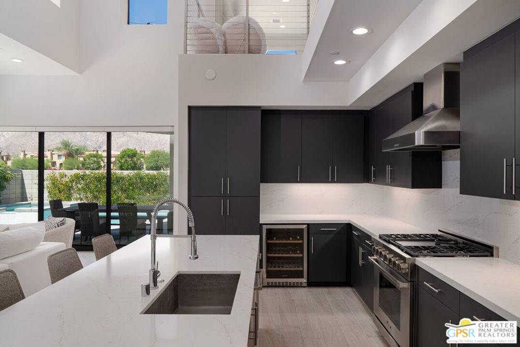 Palm Springs, CA 92262,217 Vista TER