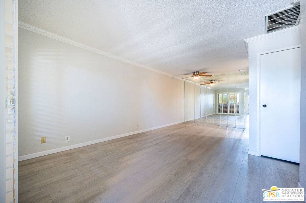Palm Springs, CA 92262,2857 N Los Felices RD #208