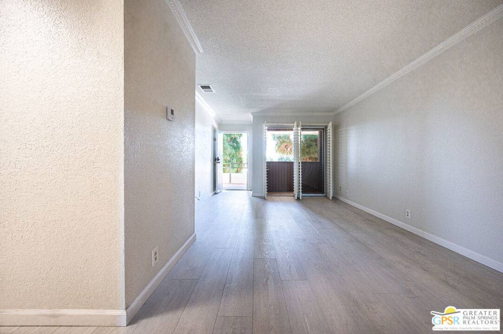 Palm Springs, CA 92262,2857 N Los Felices RD #208