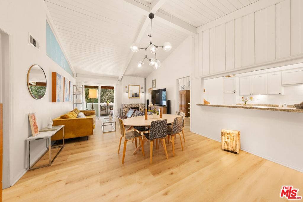 Culver City, CA 90230,6425 Green Valley CIR #302