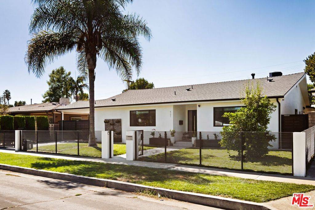 Valley Glen, CA 91401,6151 Atoll AVE