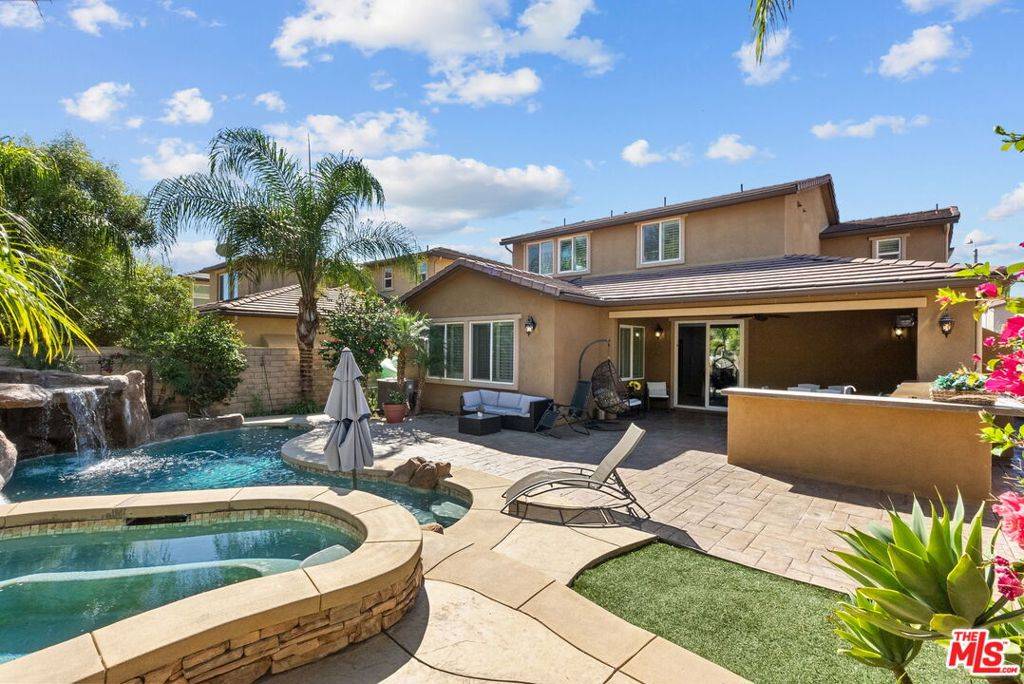 Santa Clarita, CA 91350,19515 Lanfranca DR