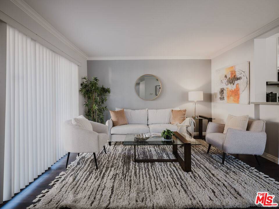 Downey, CA 90242,7312 Quill DR #16
