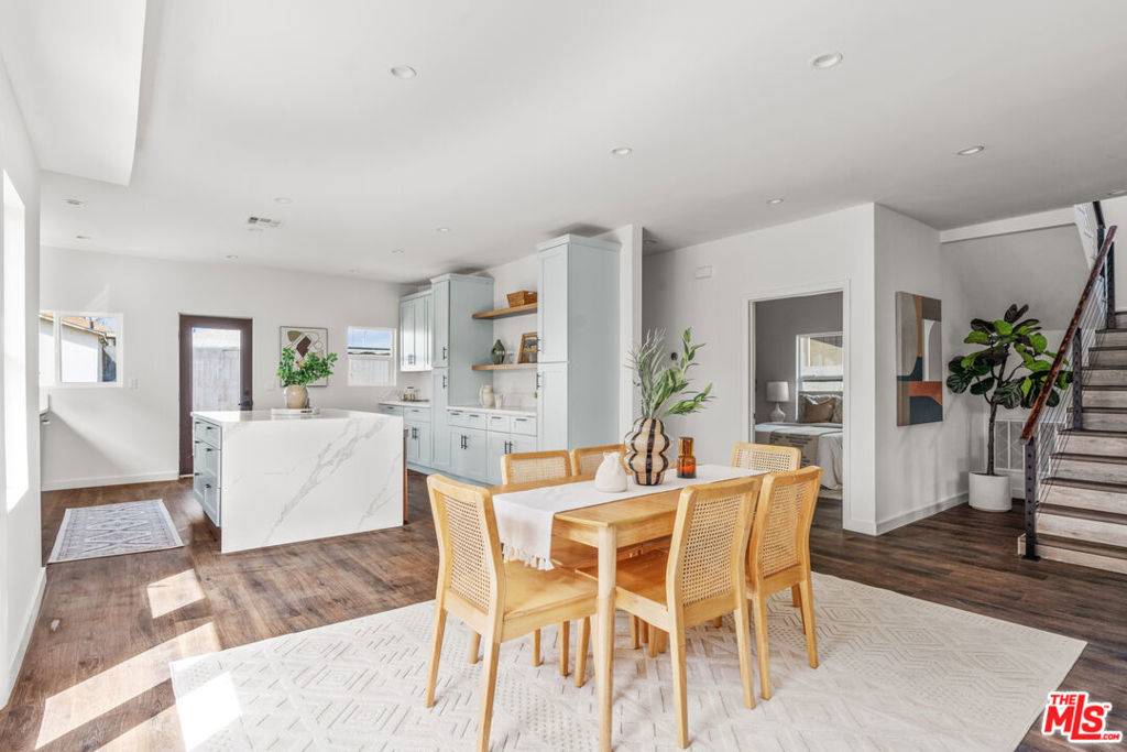 Los Angeles, CA 90016,2209 West BLVD