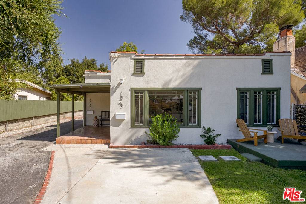 Pasadena, CA 91104,1840 Santa Rosa AVE