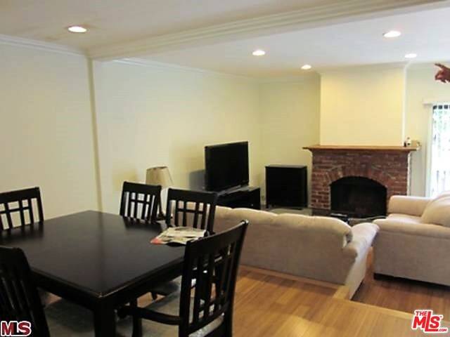 Los Angeles, CA 90025,1702 BROCKTON AVE #2