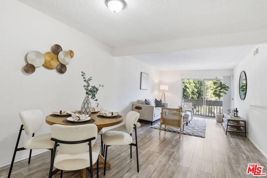 Tarzana, CA 91356,18620 Hatteras ST #276