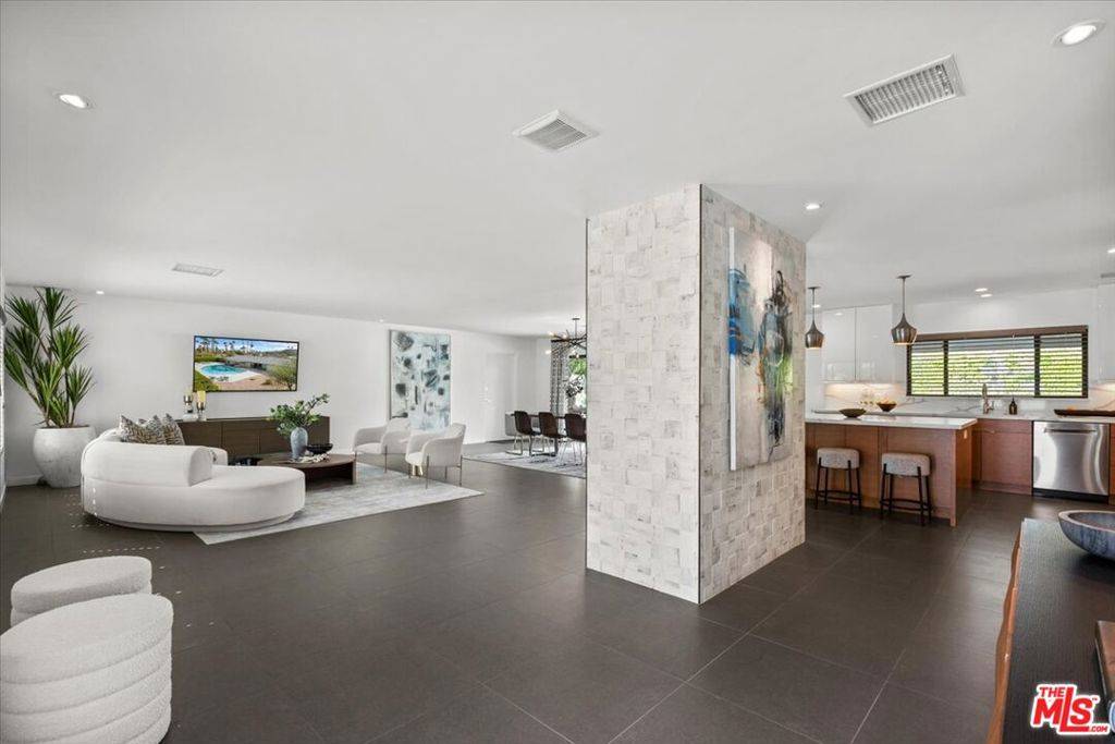 Palm Springs, CA 92264,2994 Guadalupe RD