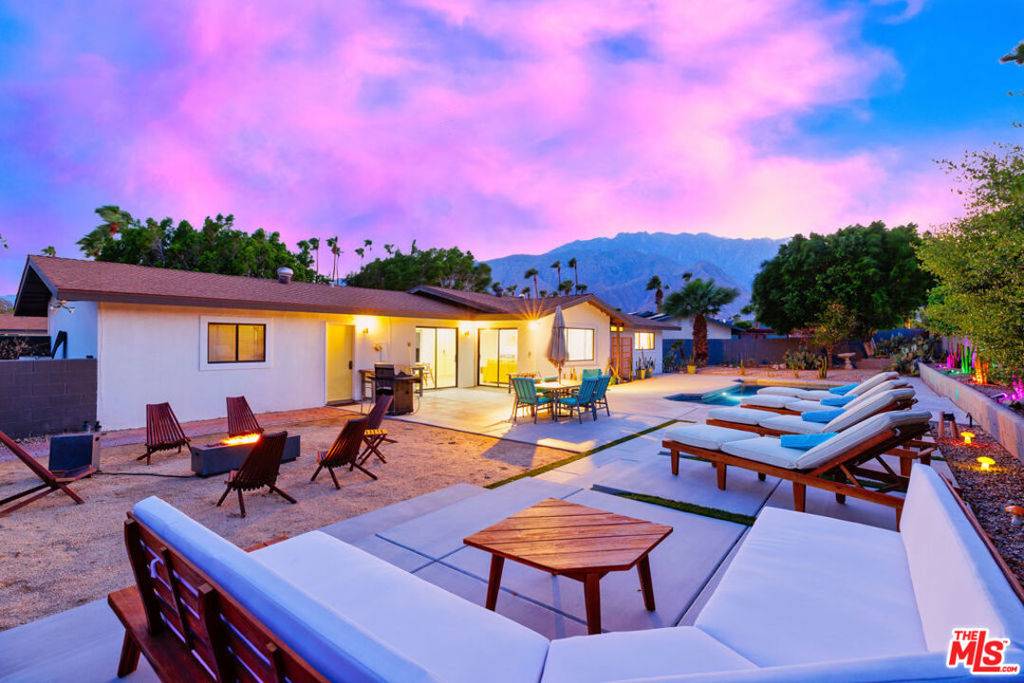 Palm Springs, CA 92262,1250 E Delgado RD