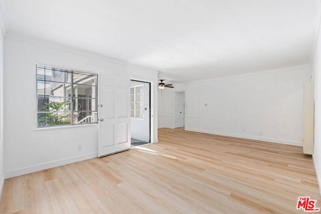 Los Angeles, CA 90024,1756 Malcolm AVE #3