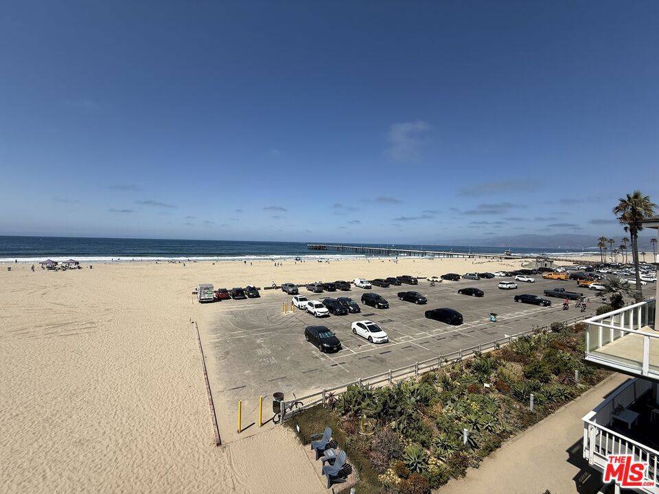 Marina Del Rey, CA 90292,2 Catamaran ST #3