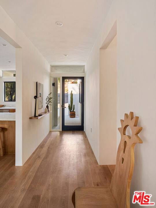 Altadena, CA 91001,176 Jaxine DR