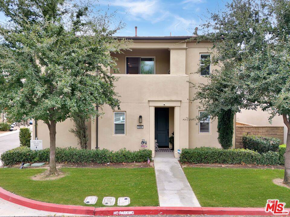 Santa Clarita, CA 91350,21990 Moveo DR