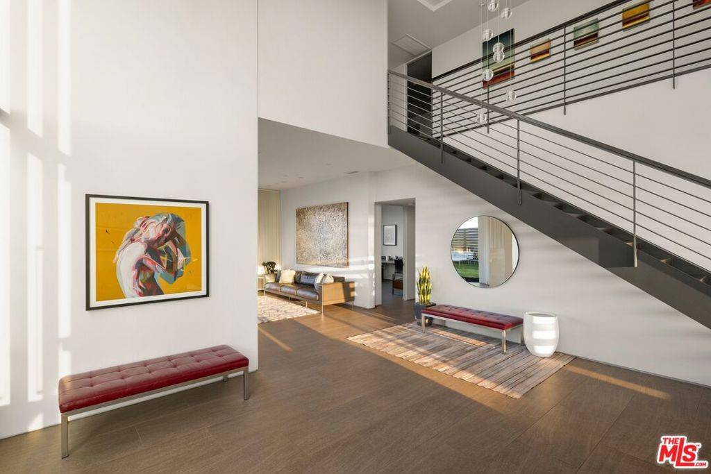 Beverly Hills, CA 90210,3337 Beverly Ranch RD