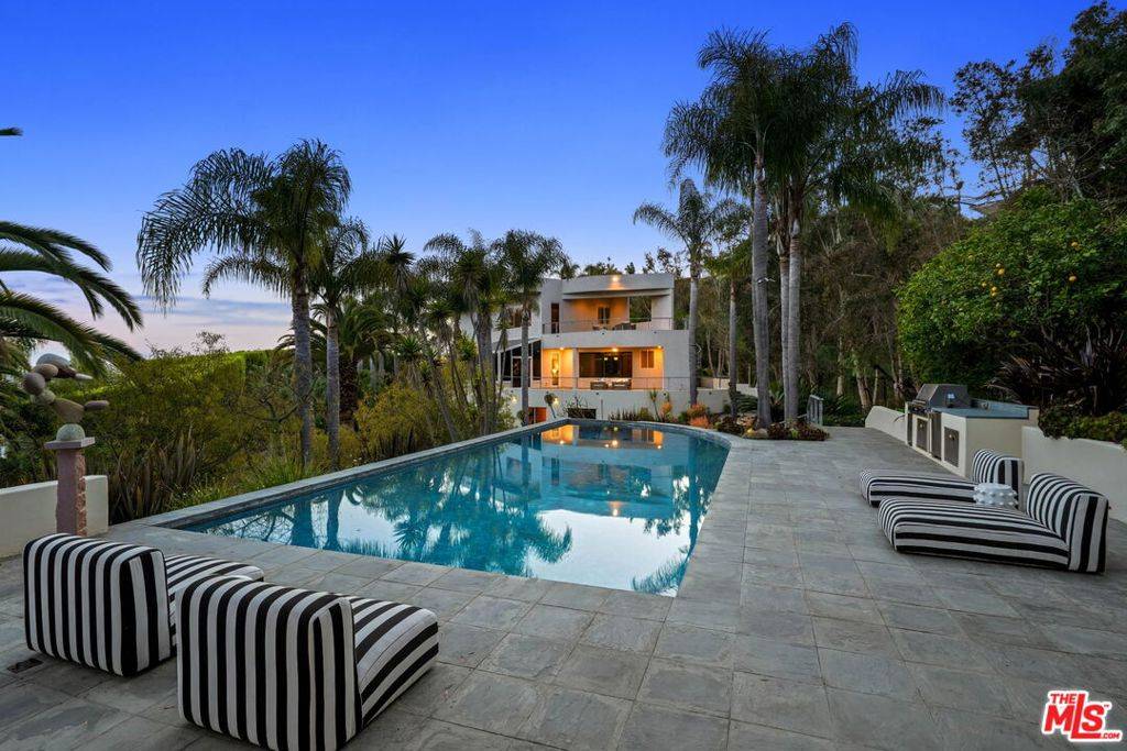 Malibu, CA 90265,28177 Rey De Copas LN