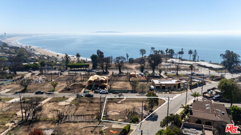 Pacific Palisades, CA 90272,16957 Livorno DR