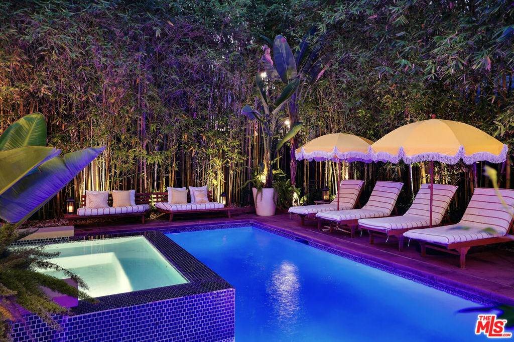 Los Angeles, CA 90046,903 N Vista ST