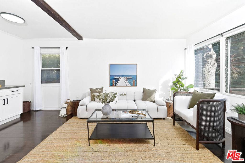 Marina Del Rey, CA 90292,841 Oxford AVE