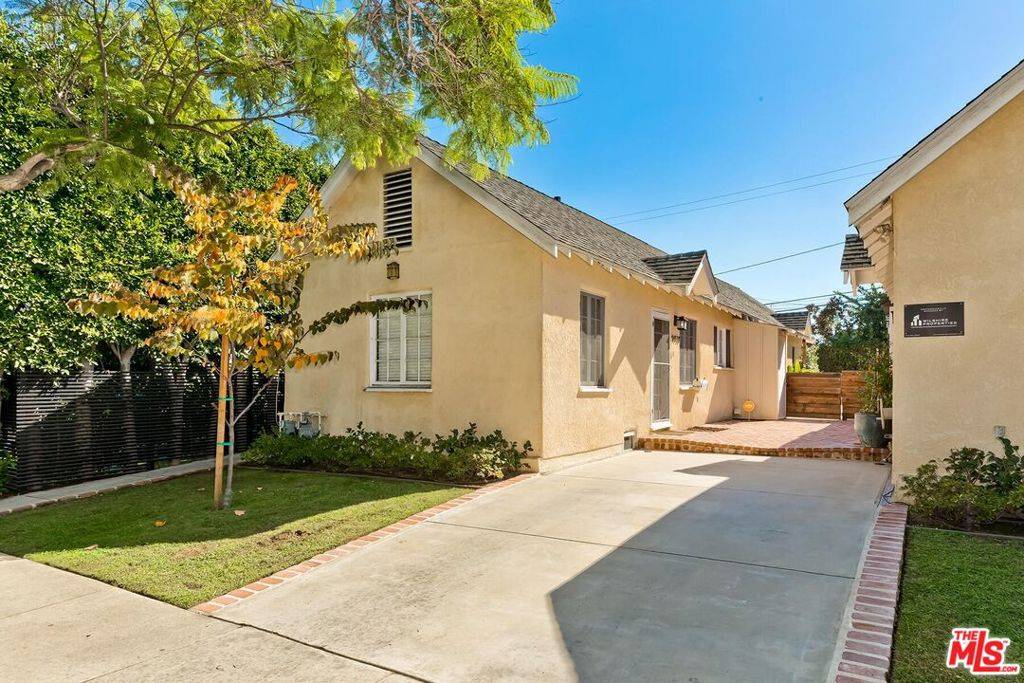 West Hollywood, CA 90048,9028 Rangely AVE