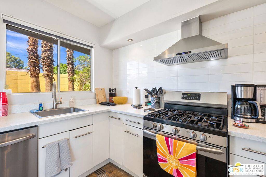 Palm Springs, CA 92262,2267 N San Antonio RD