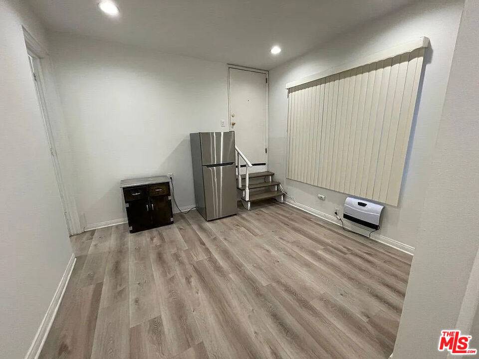 Marina Del Rey, CA 90292,120 Hurricane Street #3A