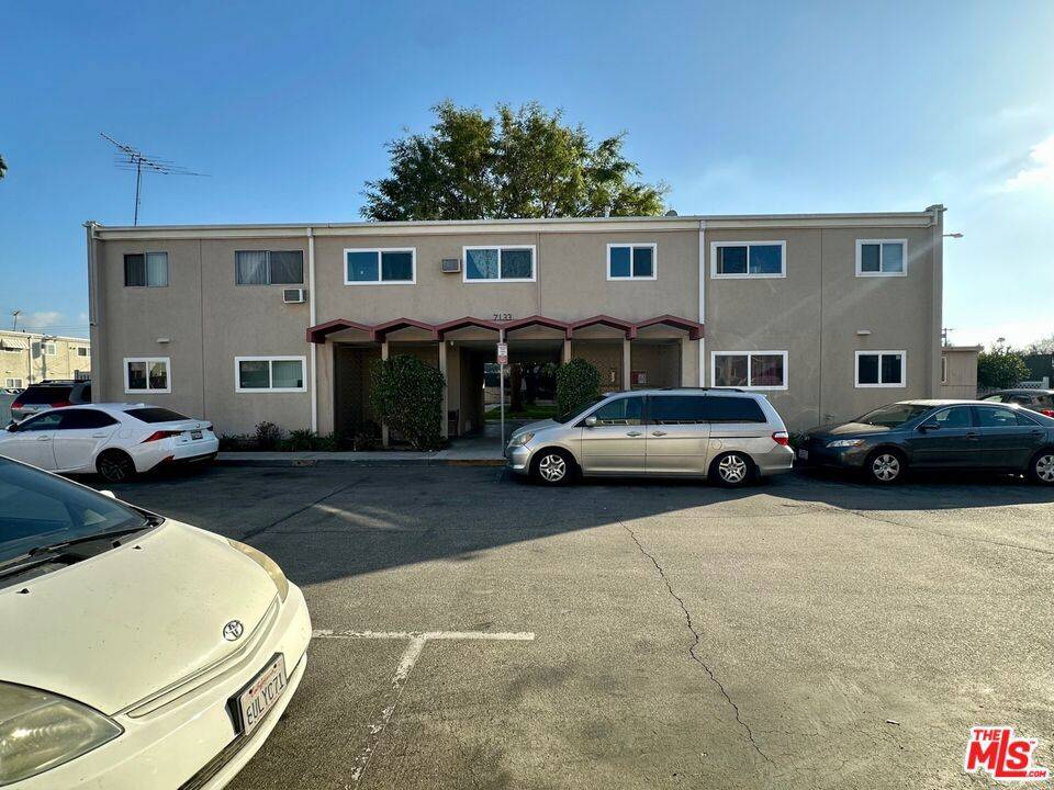 North Hollywood, CA 91605,7133 Coldwater Canyon AVE #14