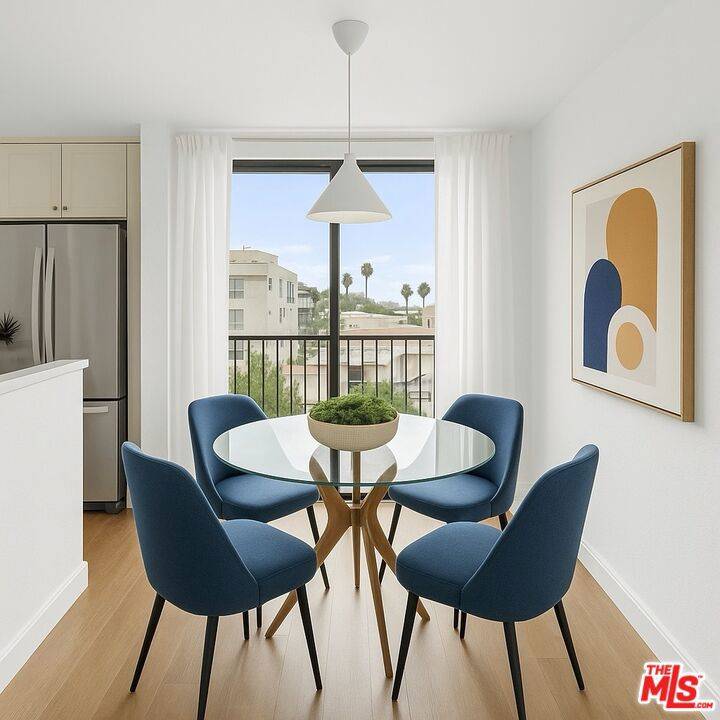 Los Angeles, CA 90046,7320 Hawthorn AVE #219