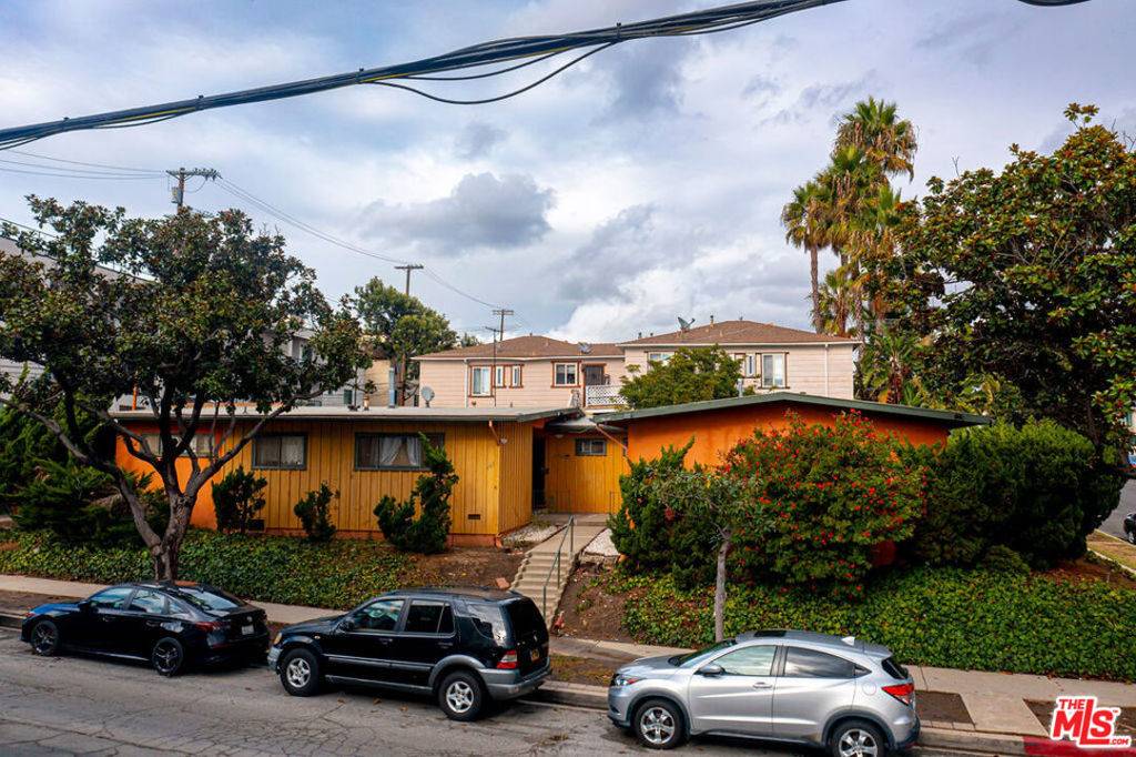 Los Angeles, CA 90045,5503 Thornburn ST